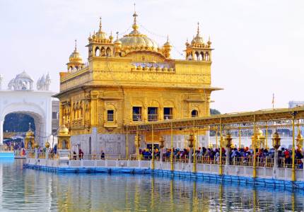 Chandigarh to Srinagar via Amritsar & Jammu