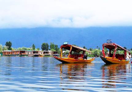 Pathankot to Srinagar, Gulmarg & Pahalgam Tour